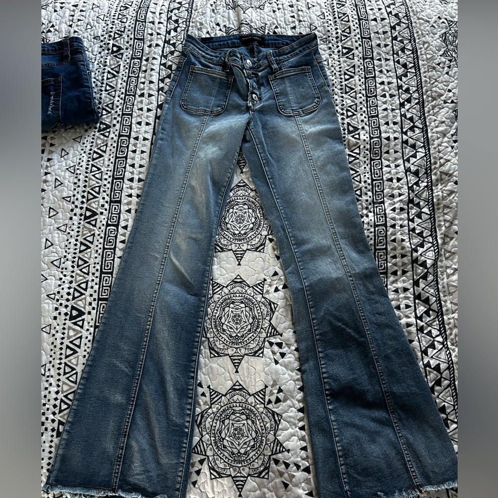 - almost famous bell bottoms jean